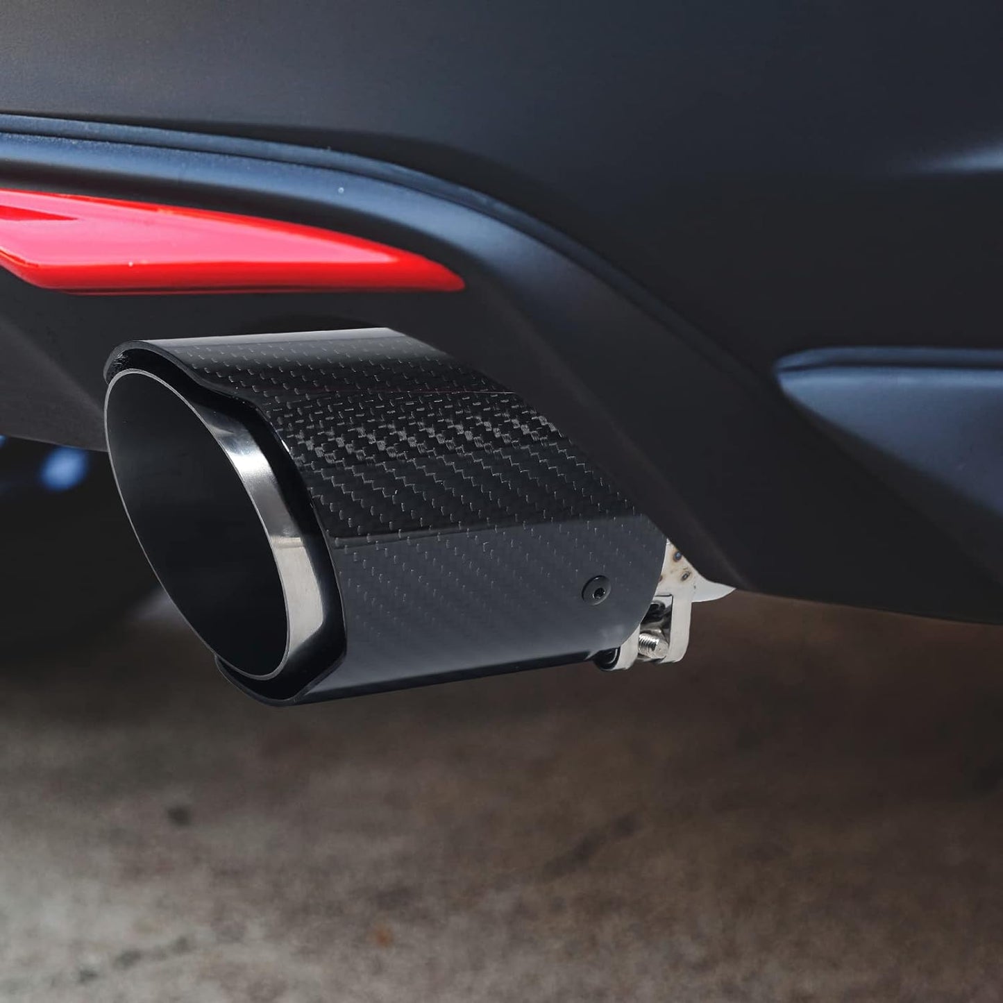 Colilla Punta de Escape Fibra de Carbono Deportiva Universal Acero Inoxidable Acabado Fibra Carbono