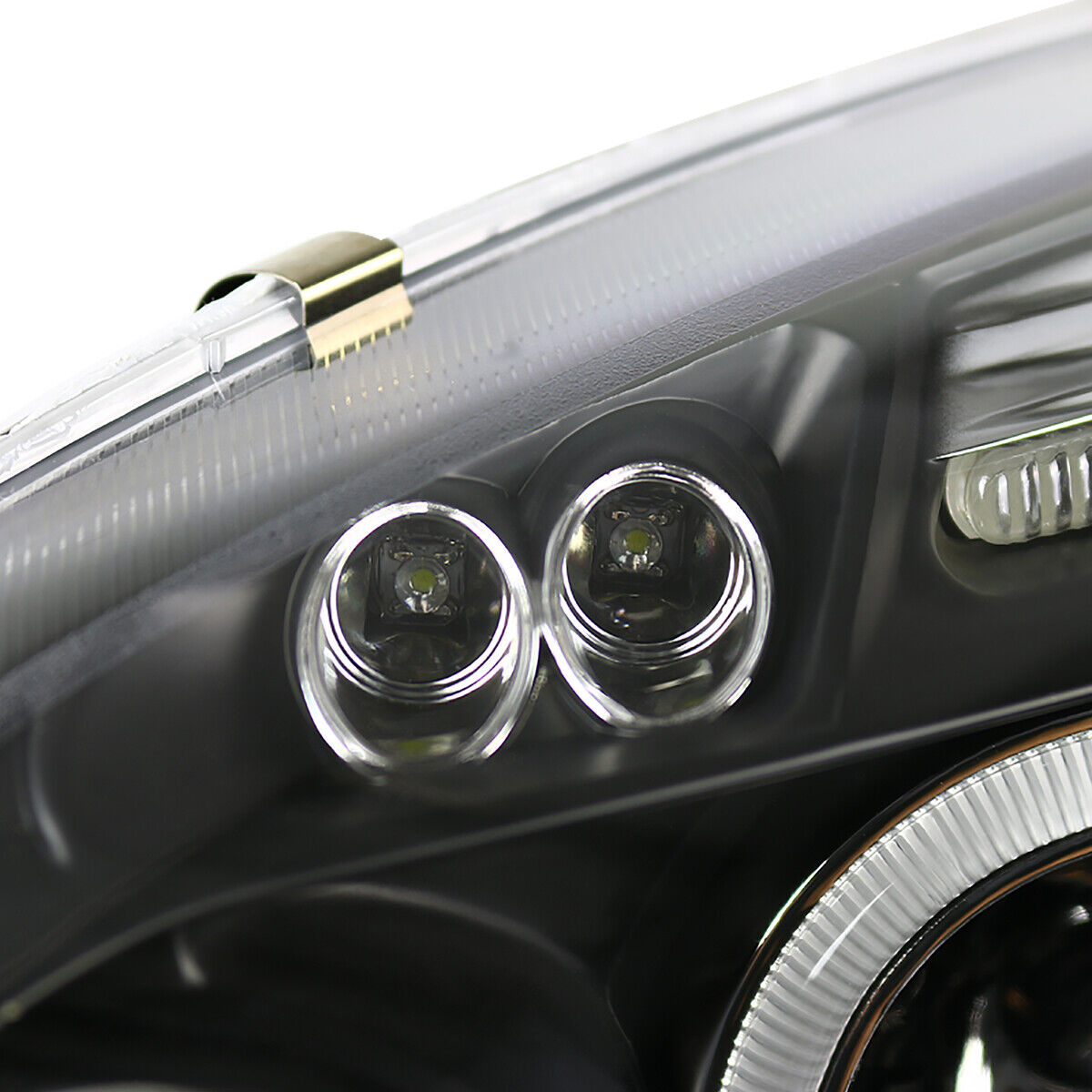 Faros VW VolksWagen Jetta Bora Golf MK5 2006 2007 2008 2009 2010 Proyectores y Ojos Angel Fondo Negro