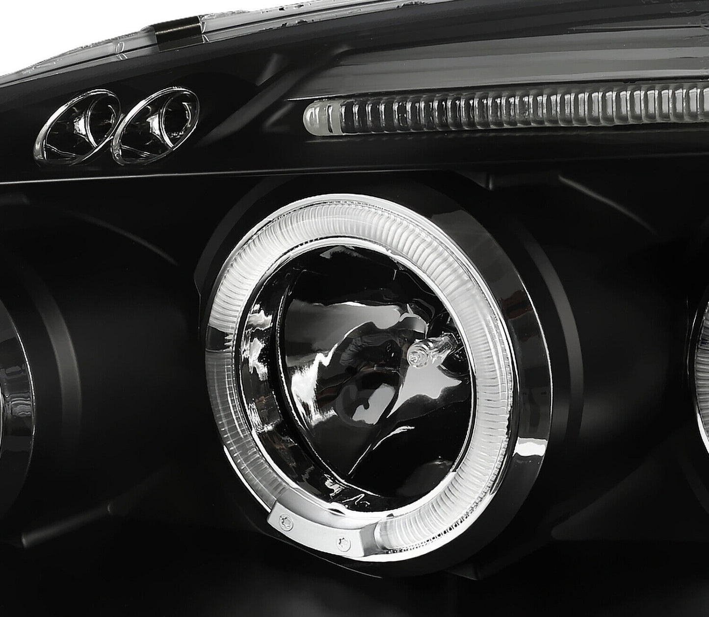 Faros VW VolksWagen Jetta Bora Golf MK5 2006 2007 2008 2009 2010 Proyectores y Ojos Angel Fondo Negro