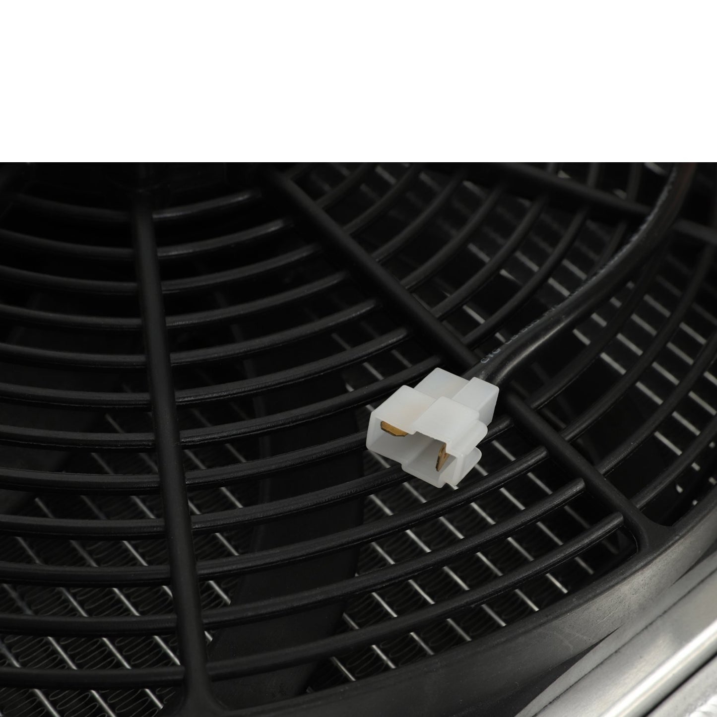 Radiador Aluminio Chevrolet 1963 1964 1965 1966 1667 1968 + Tolva de aluminio con Ventilador Incluido